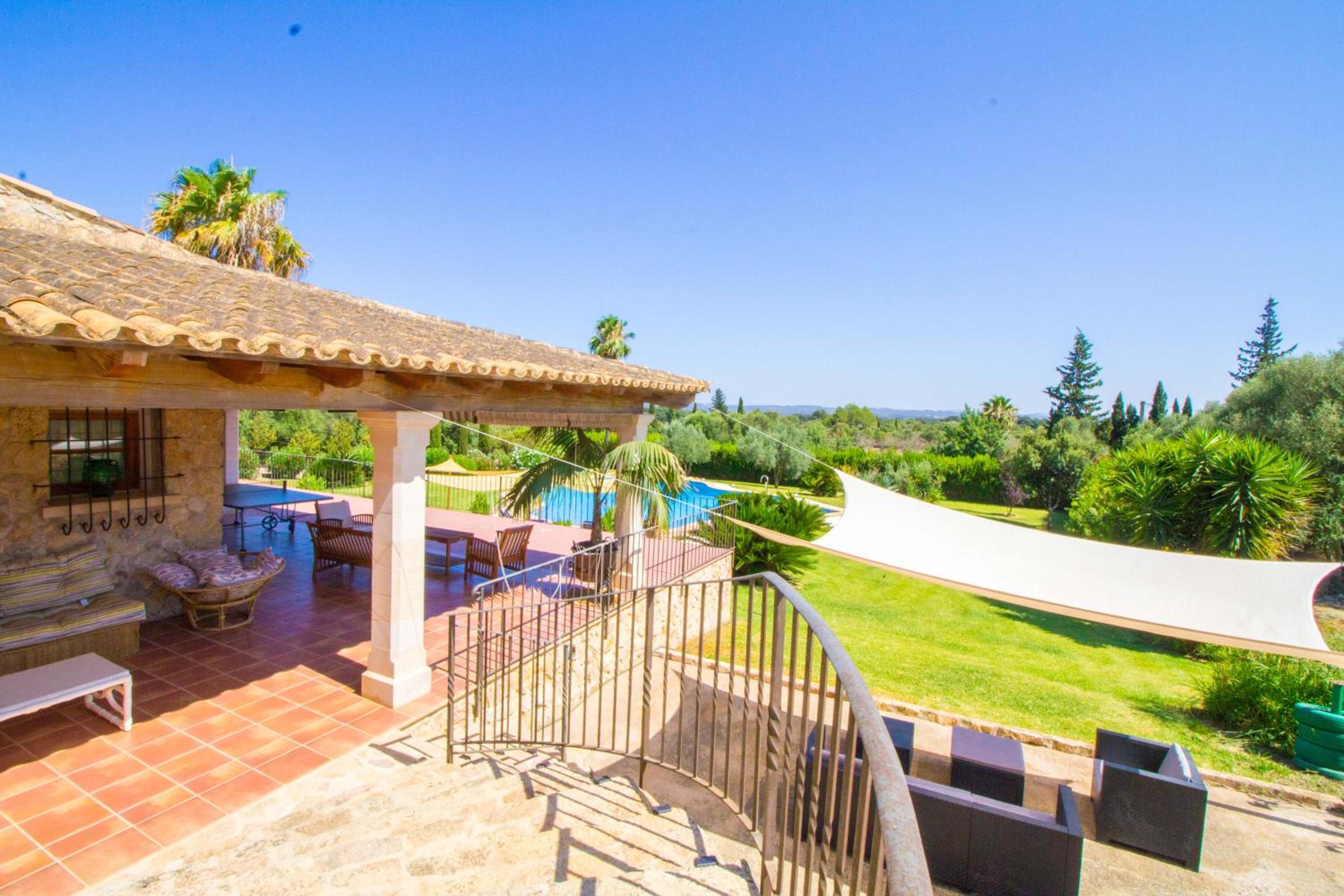 Magnífica villa con una piscina espectacular