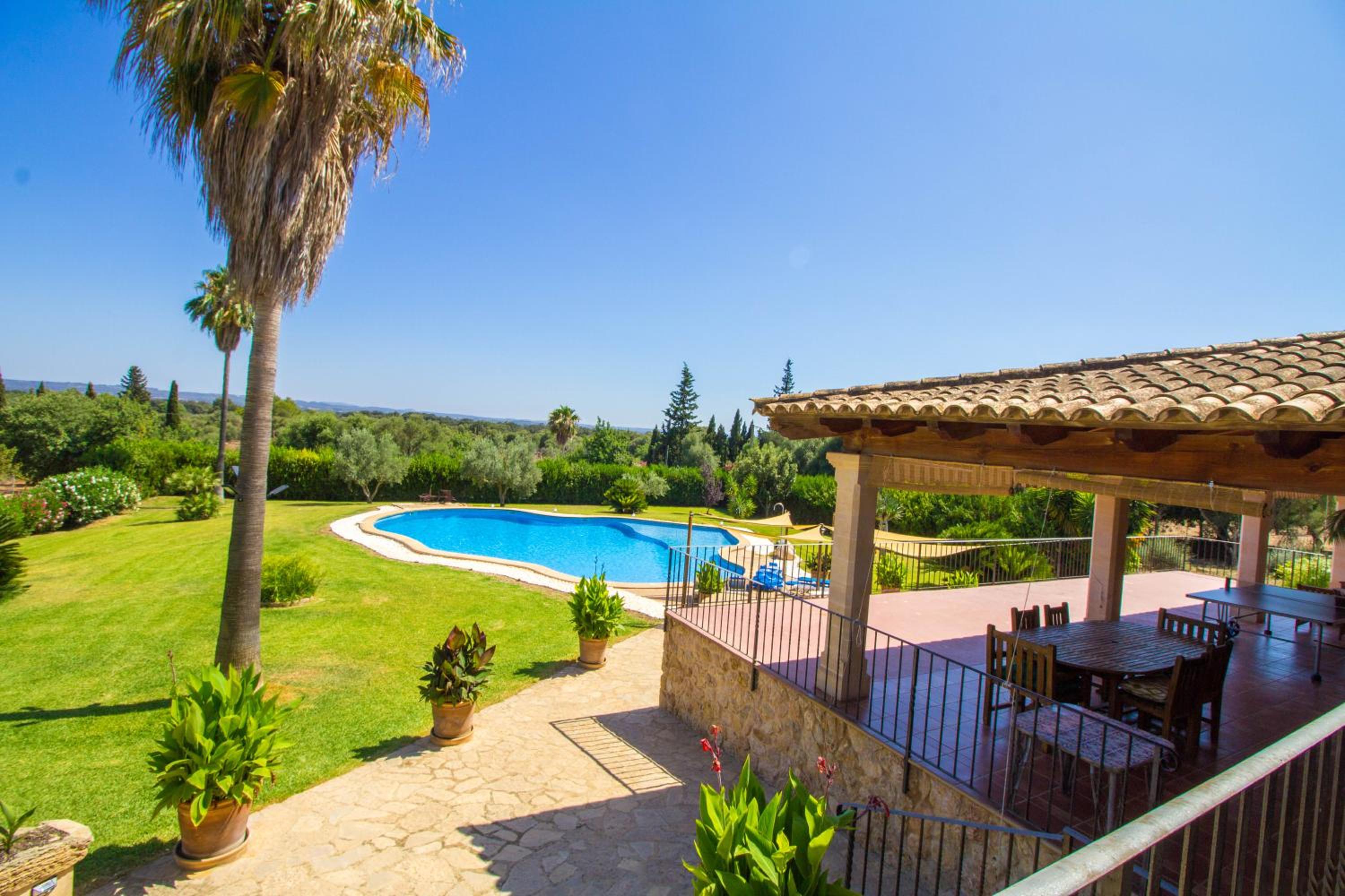 Magnífica villa con una piscina espectacular