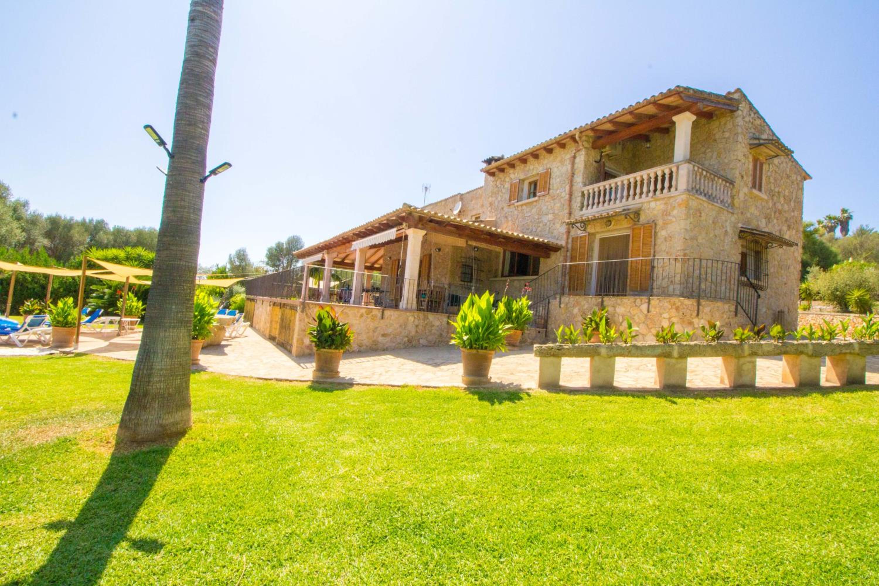Magnífica villa con una piscina espectacular