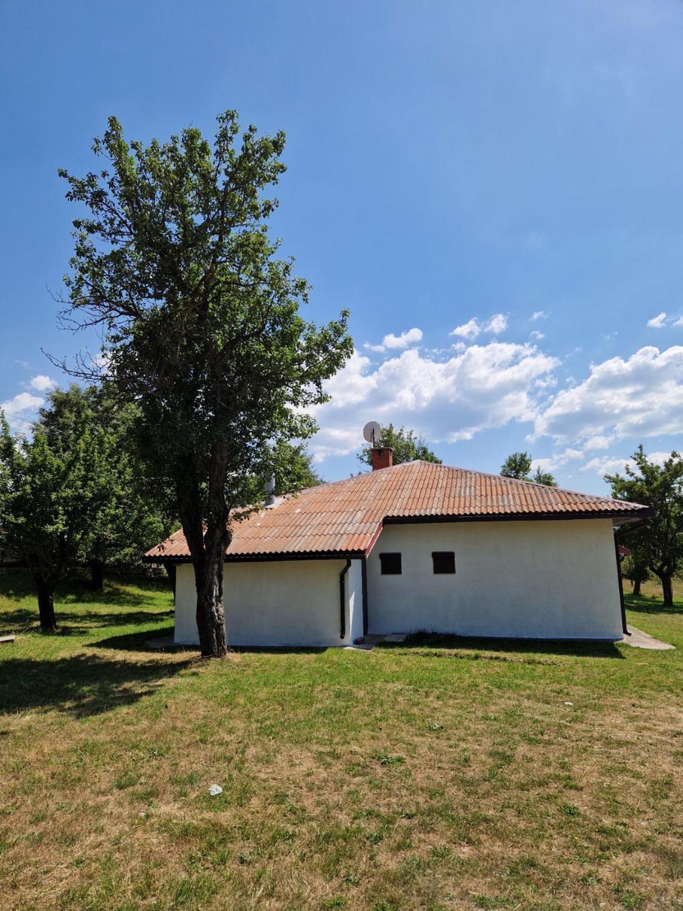 Apartmani & Auto kamp GAJ