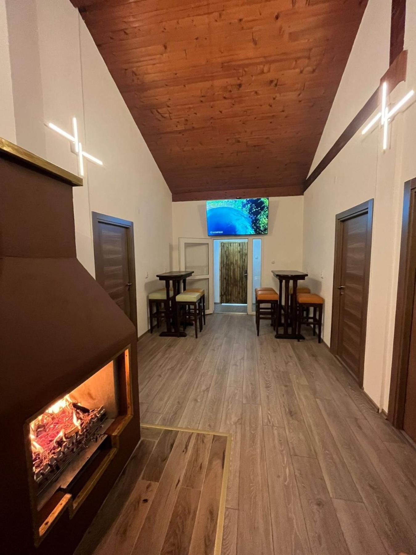 Apartmani & Auto kamp GAJ