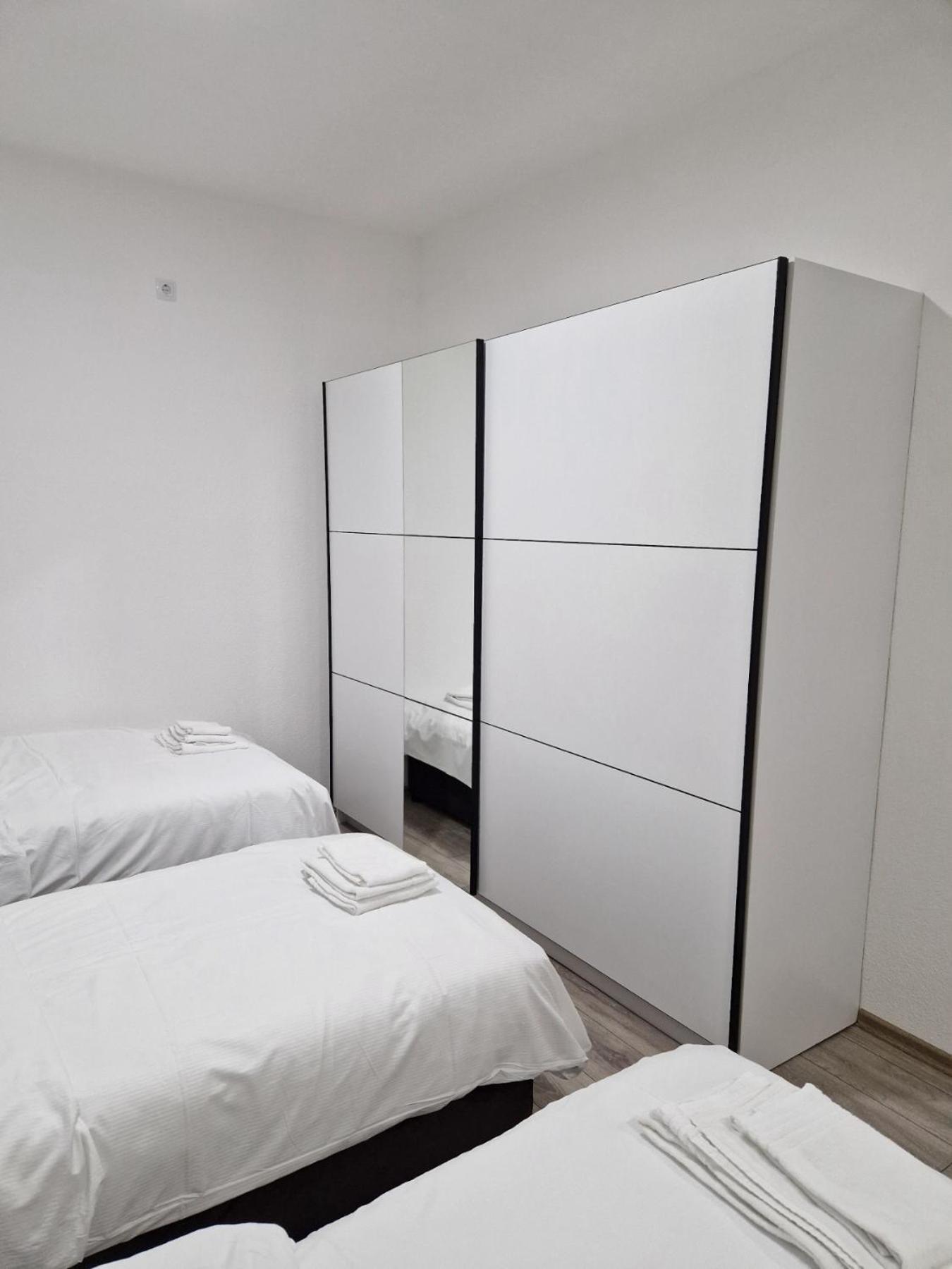 Apartmani & Auto kamp GAJ