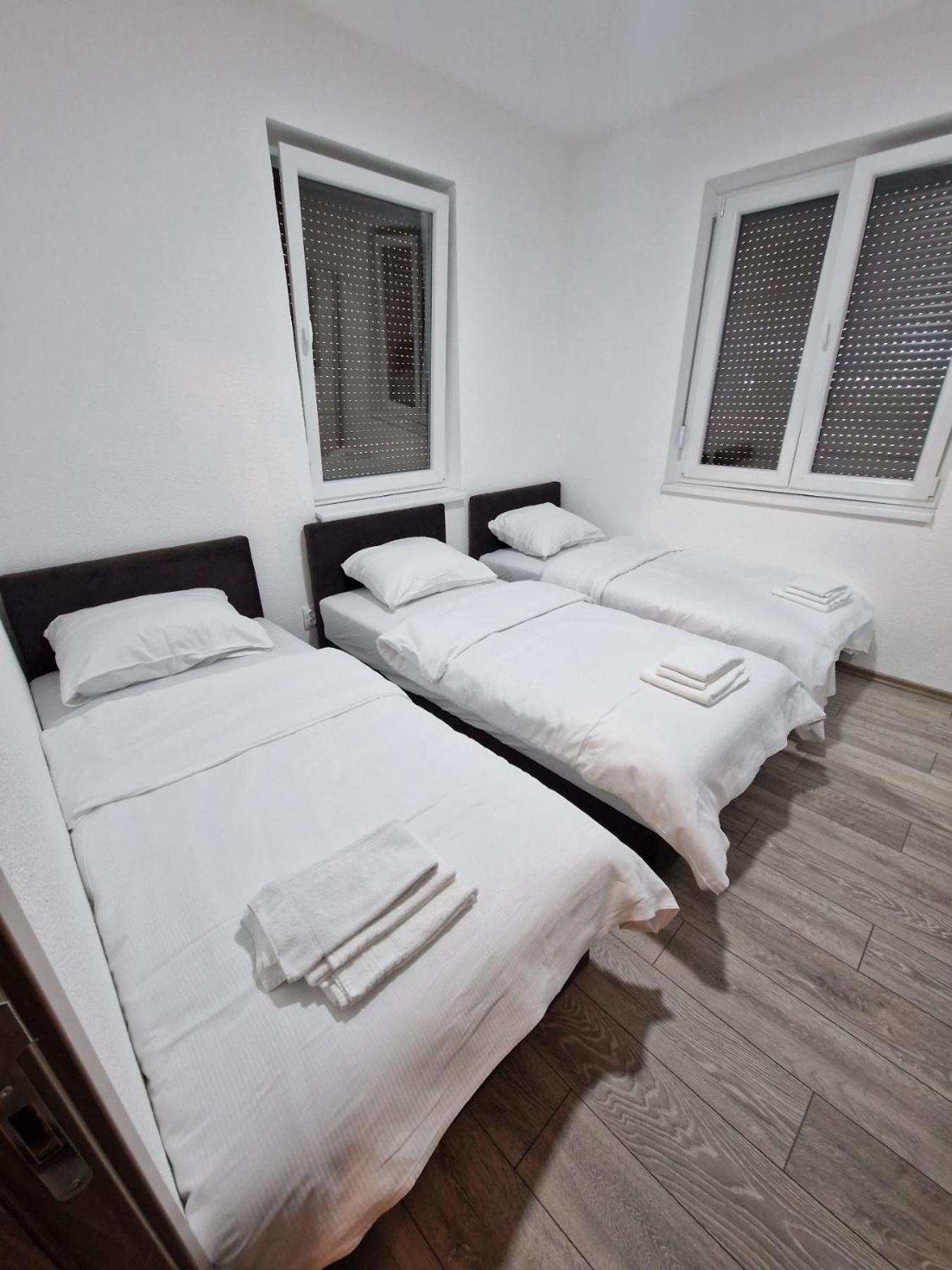 Apartmani & Auto kamp GAJ