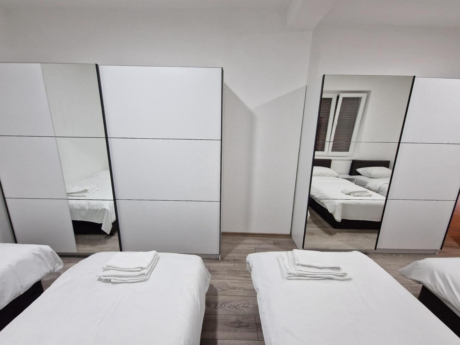 Apartmani & Auto kamp GAJ