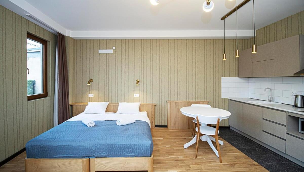 Well-Located Studio Near Old Town Avlabari - Wehost