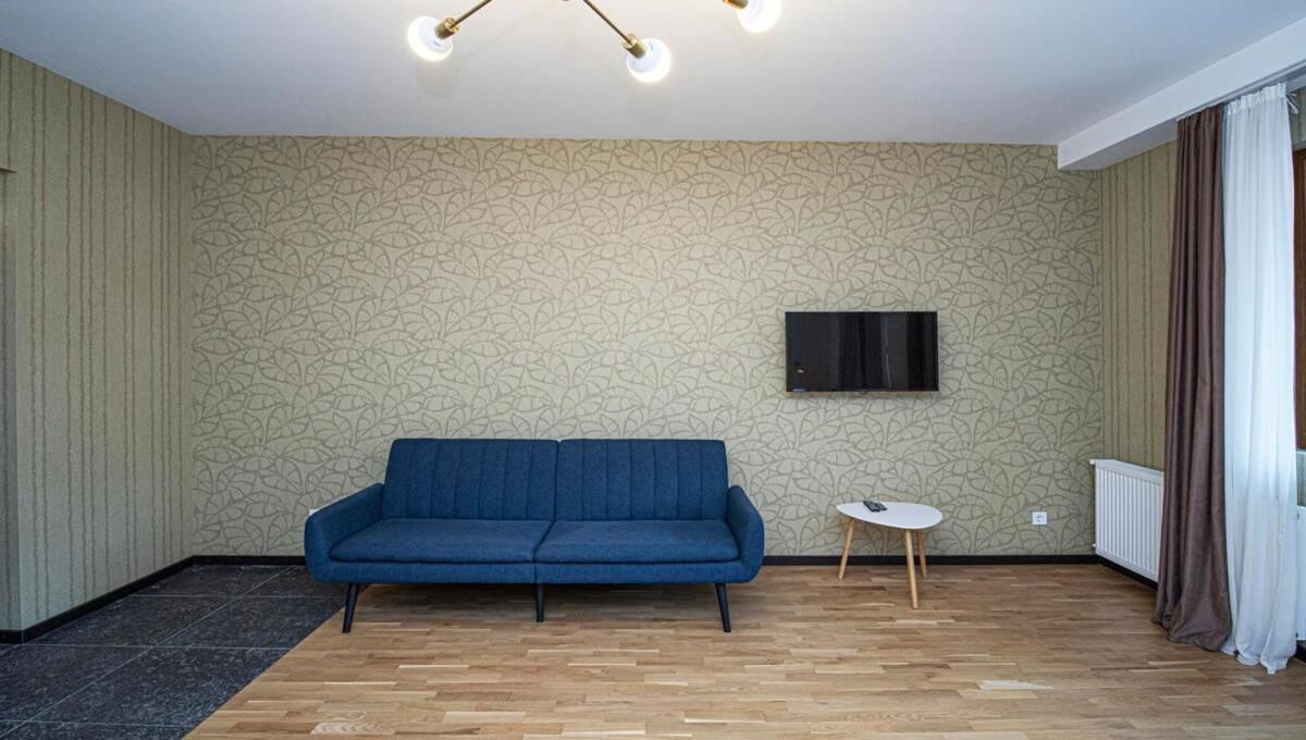 Well-Located Studio Near Old Town Avlabari - Wehost