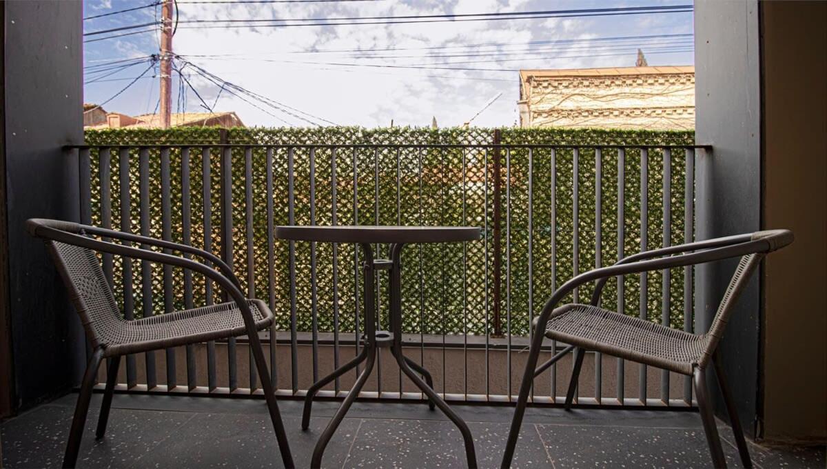 Well-Located Studio Near Old Town Avlabari - Wehost