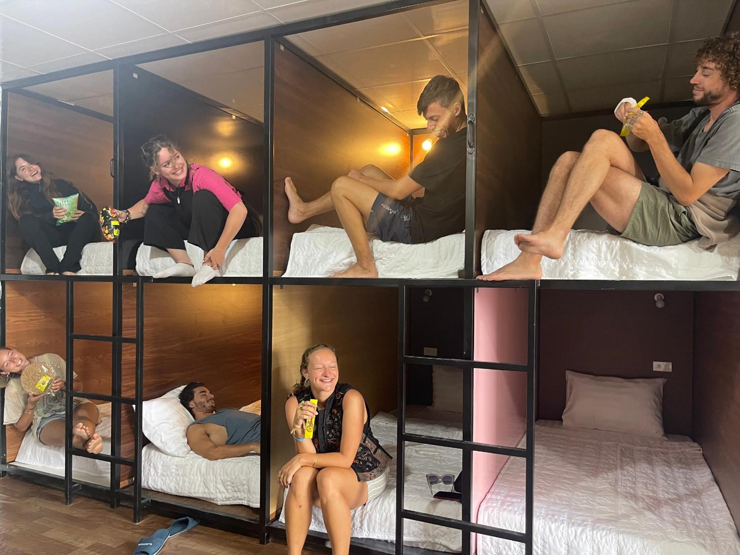 Pea Hostel
