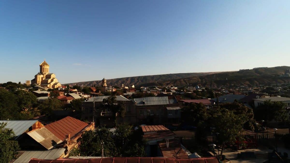 Luxurious 3BR Apartment W Stunning views view 3