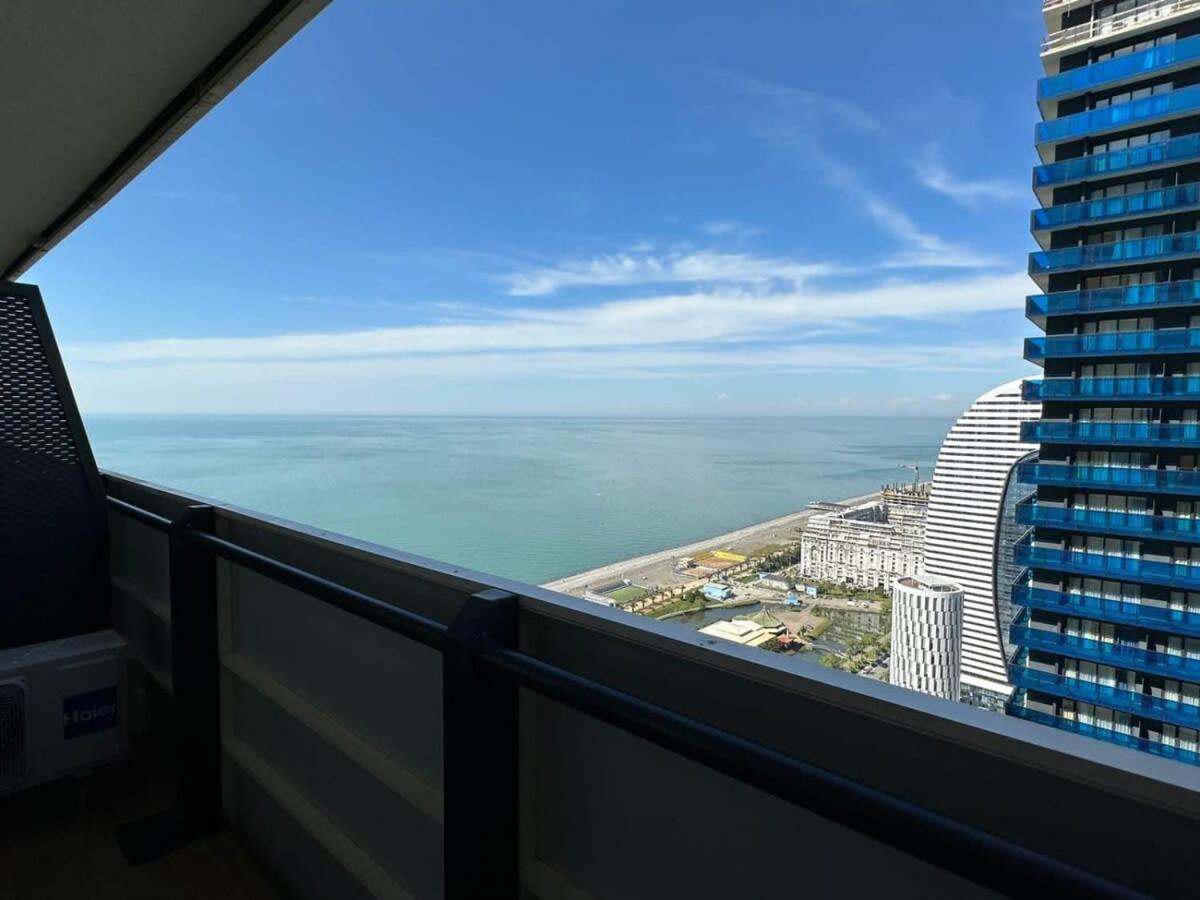 Charming Apartment In Orbi Twin Tower view 4