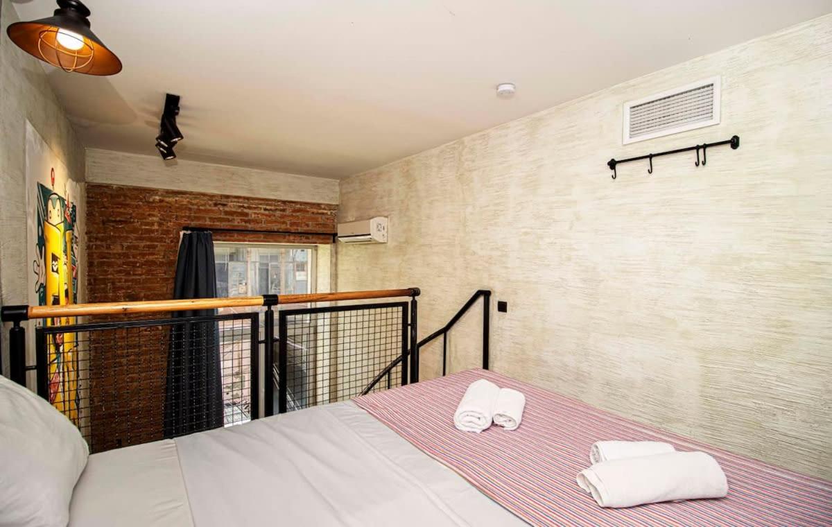 Tbilisi Heart Funky 1BR Apt - By Wehost