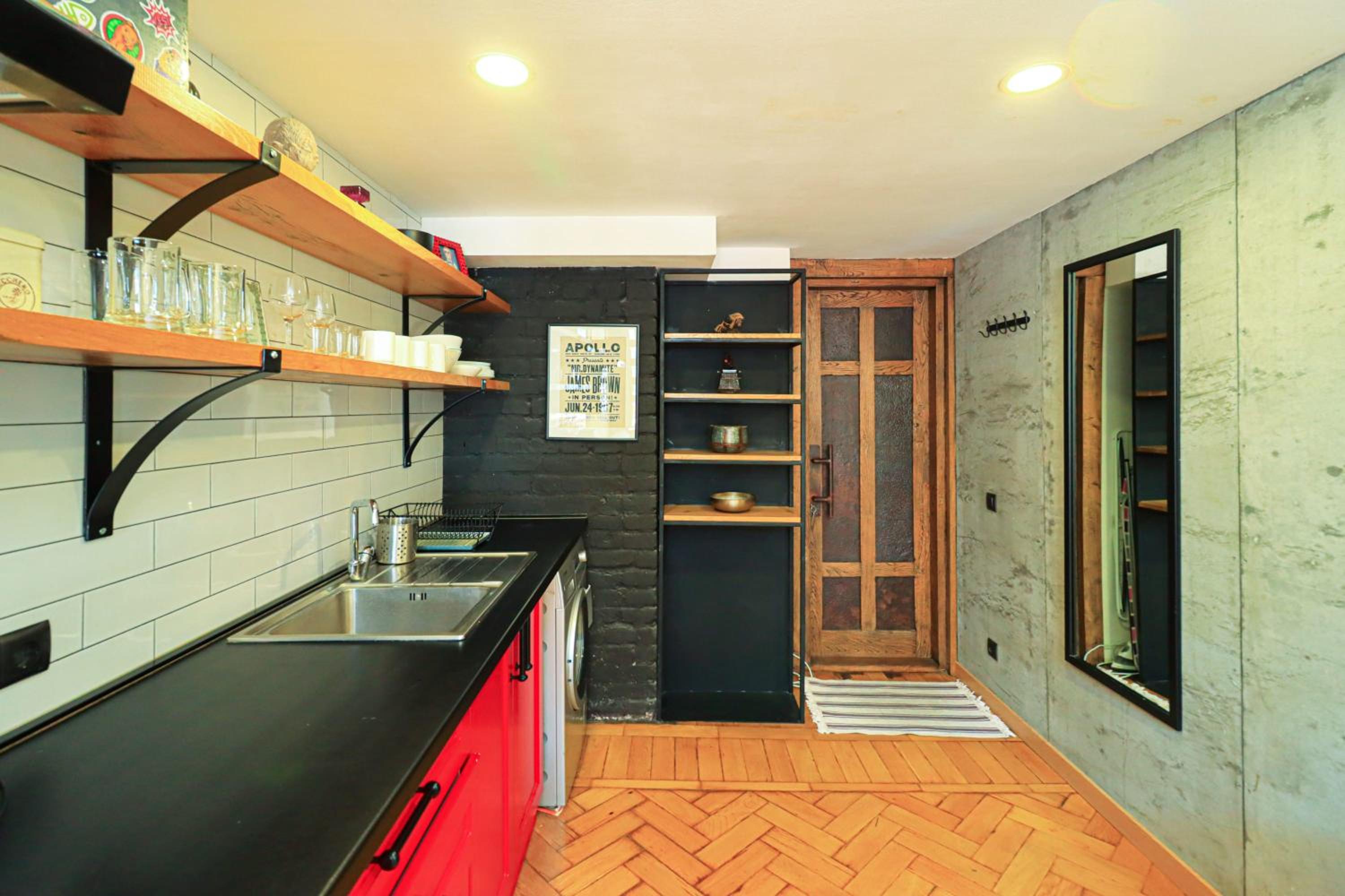Tbilisi Heart Funky 1BR Apt - By Wehost