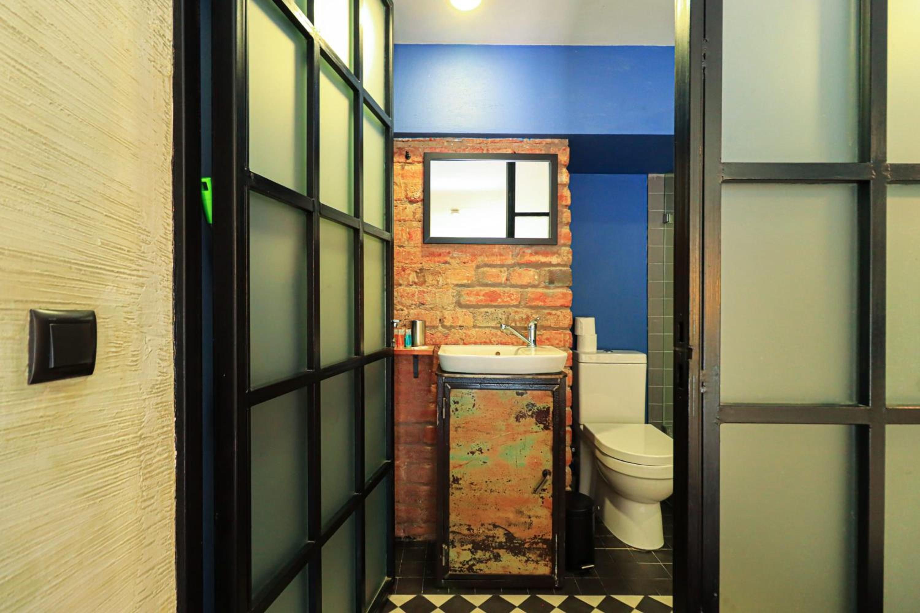 Tbilisi Heart Funky 1BR Apt - By Wehost