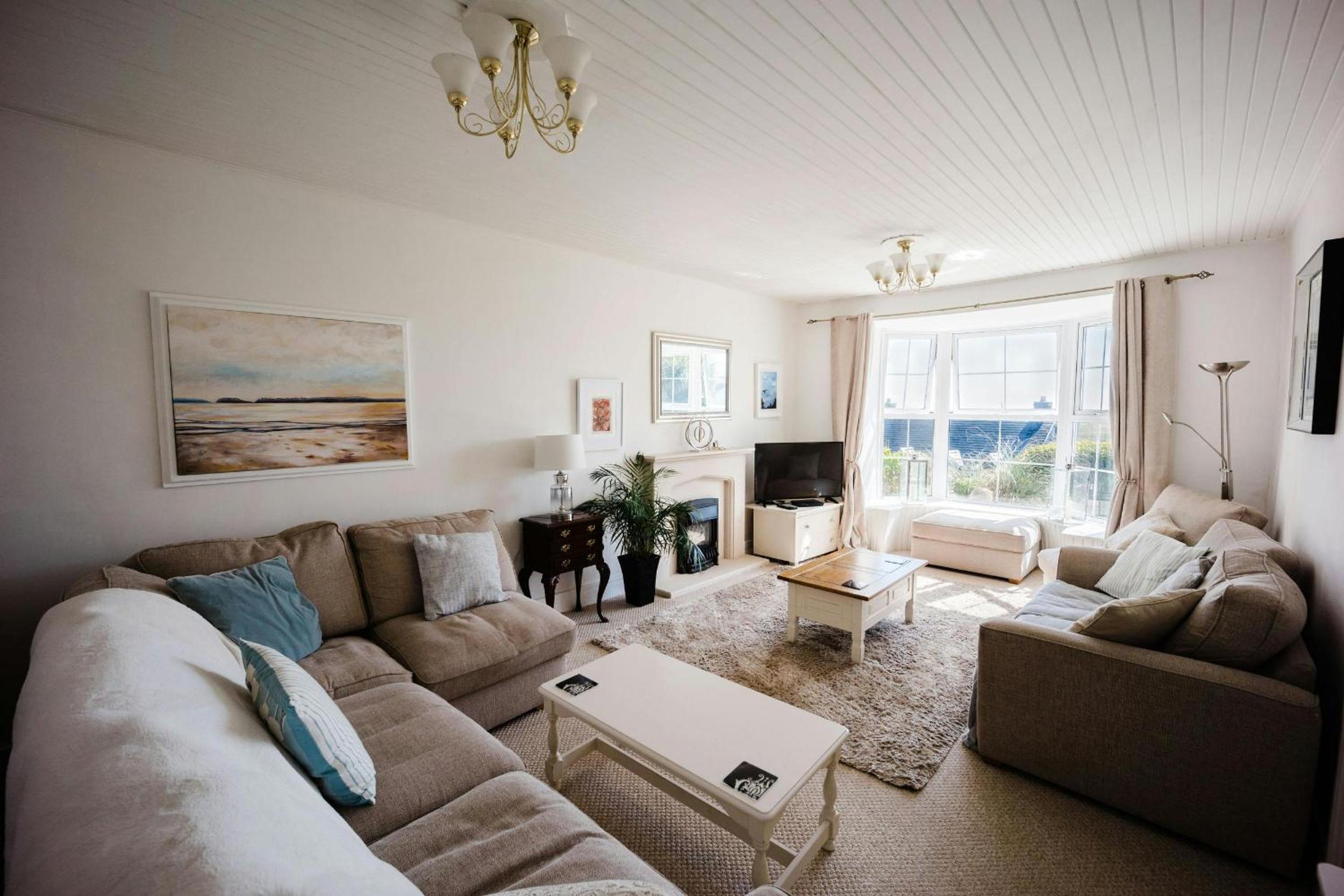 Sea Salt Tenby view 3