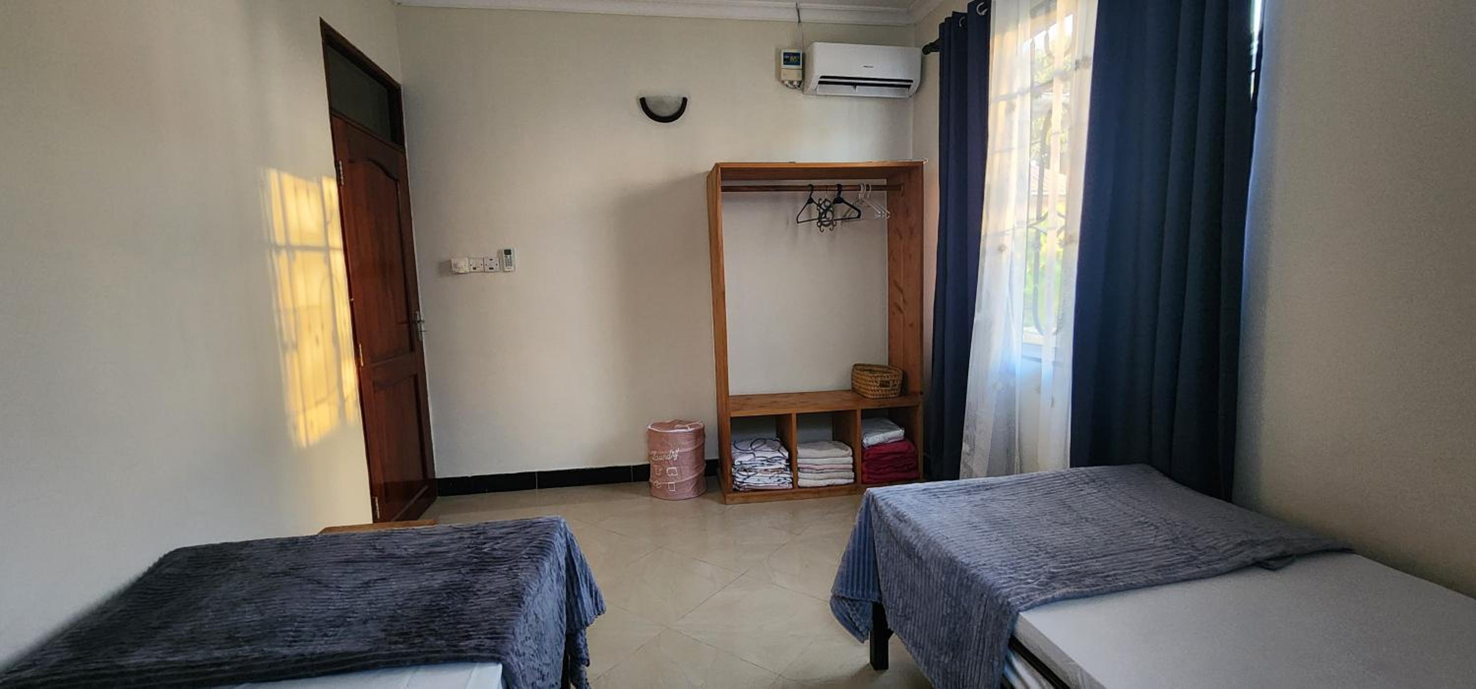 NaNo's Homes view 3