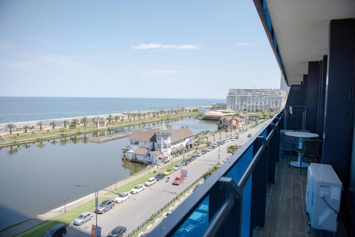 Lovely 2BR Apartment near by Sea view 3
