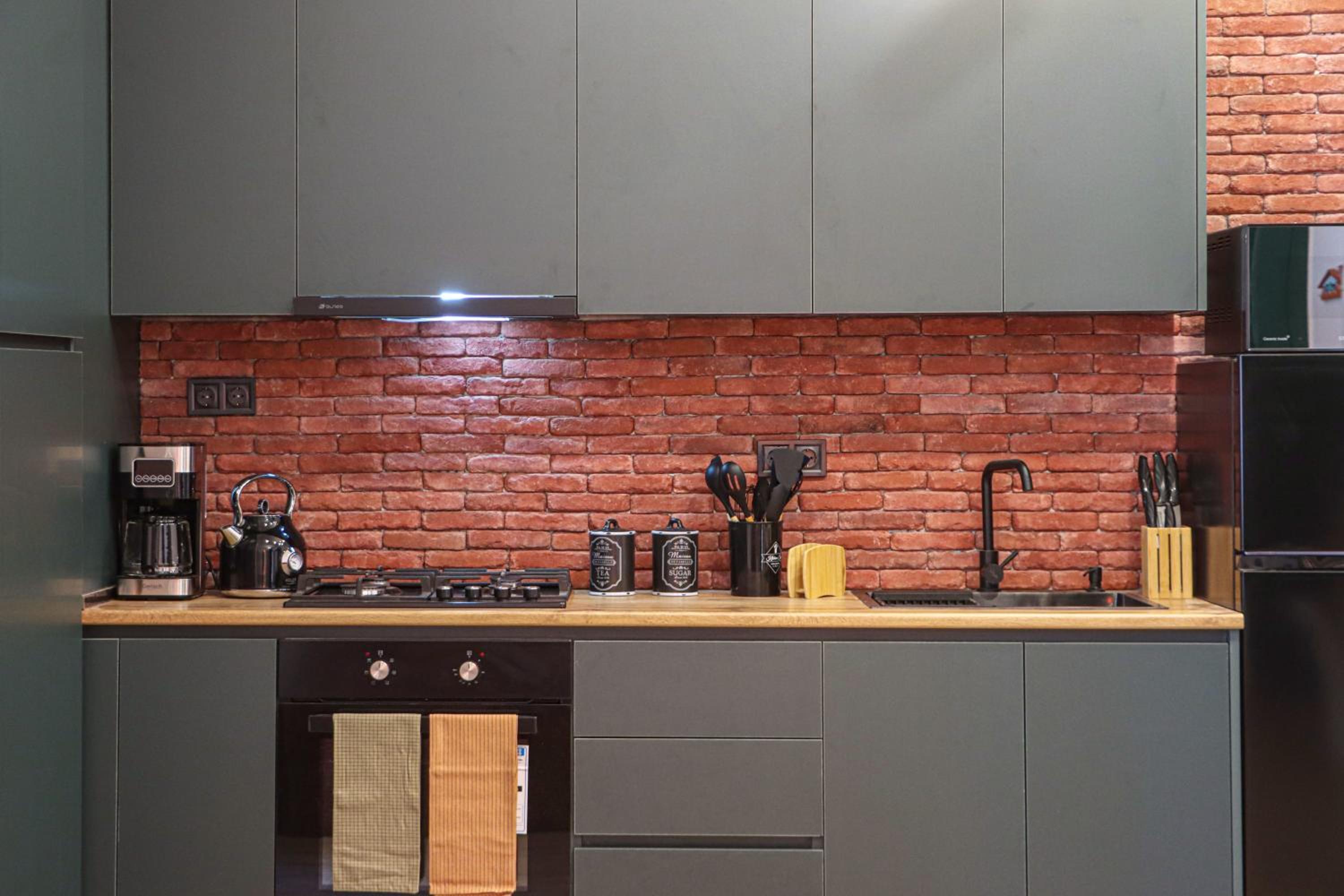 Stylish 1BR Apartment in Tbilisi - By Wehost view 4