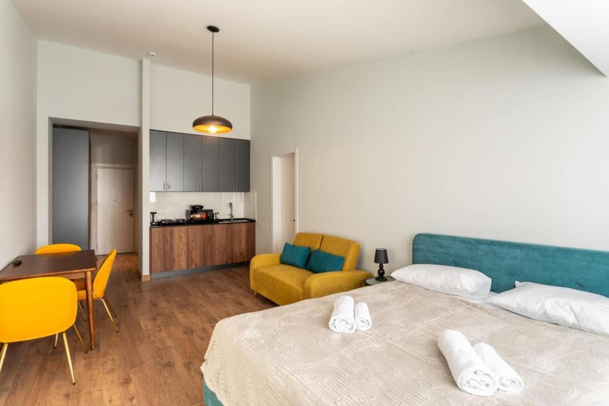 Spacious New Gudauri Apartment for 8-By Wehost view 3