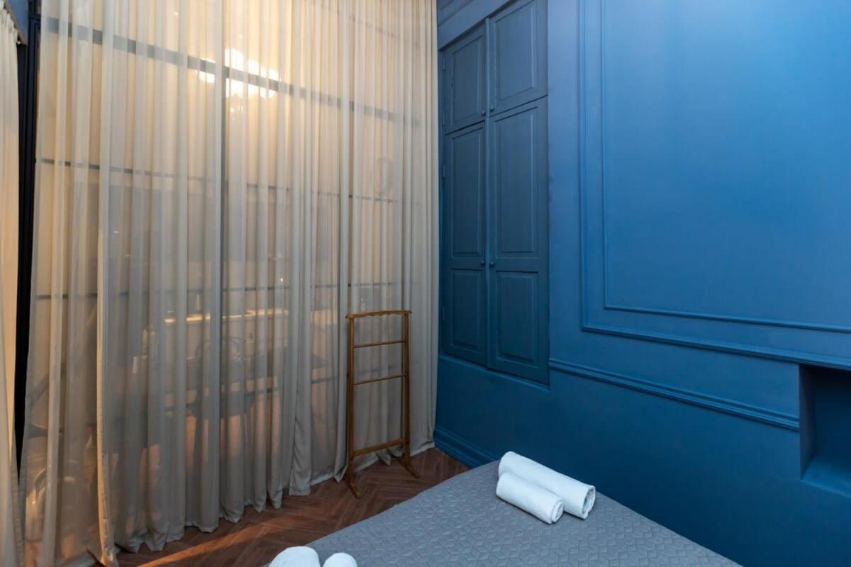 Stylish Modern 1BR Apartment view 5