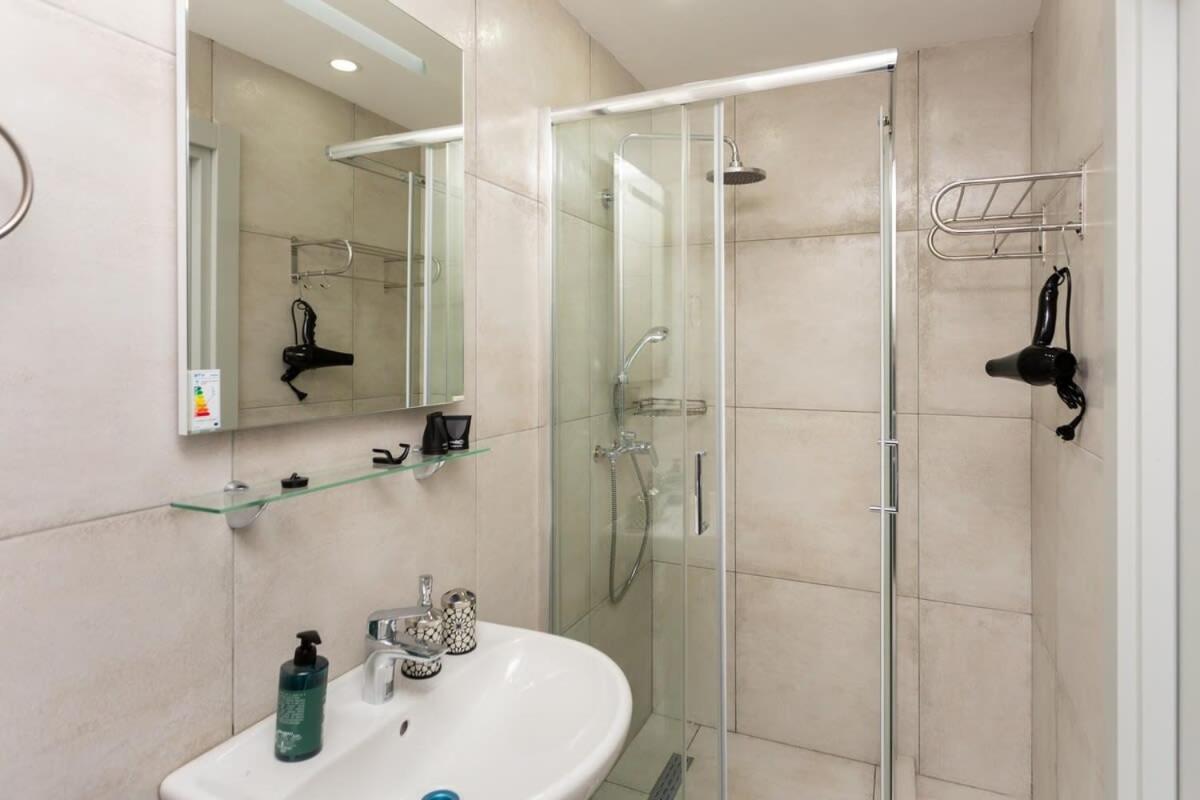 Stylish 1BR Ski In Out Apartment In New Gudauri view 3