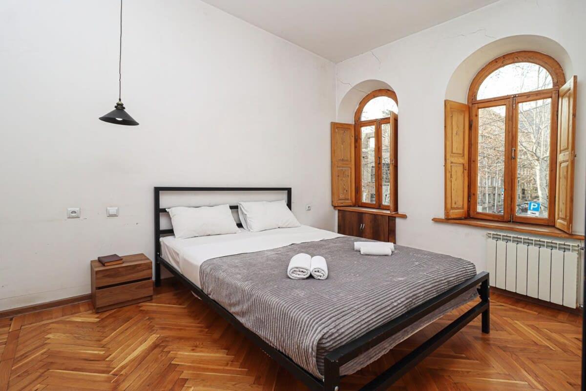 2BR Apartment behind the Opera House- By Wehost view 5
