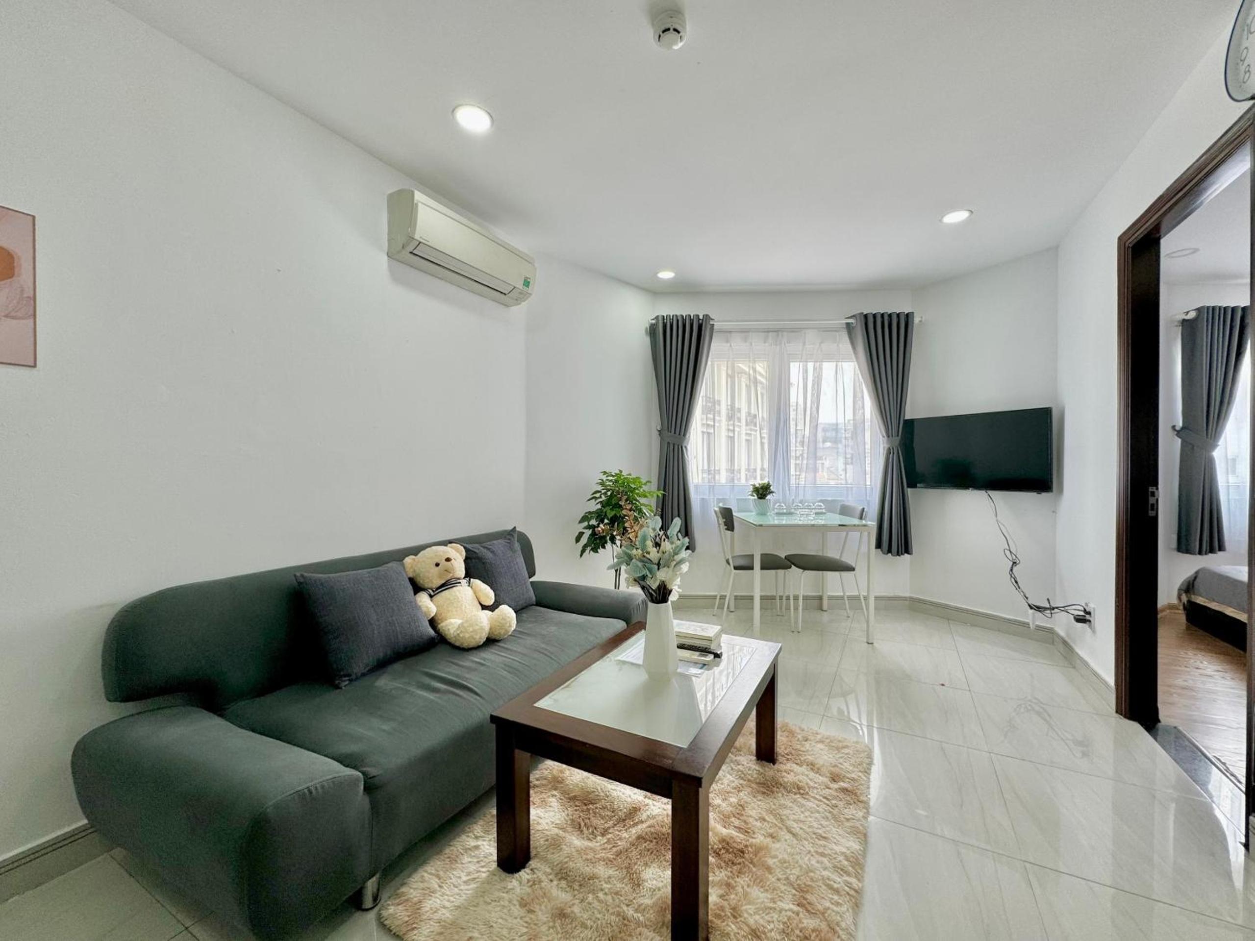 Tan Son Nhat Airport Apartment by SABAY