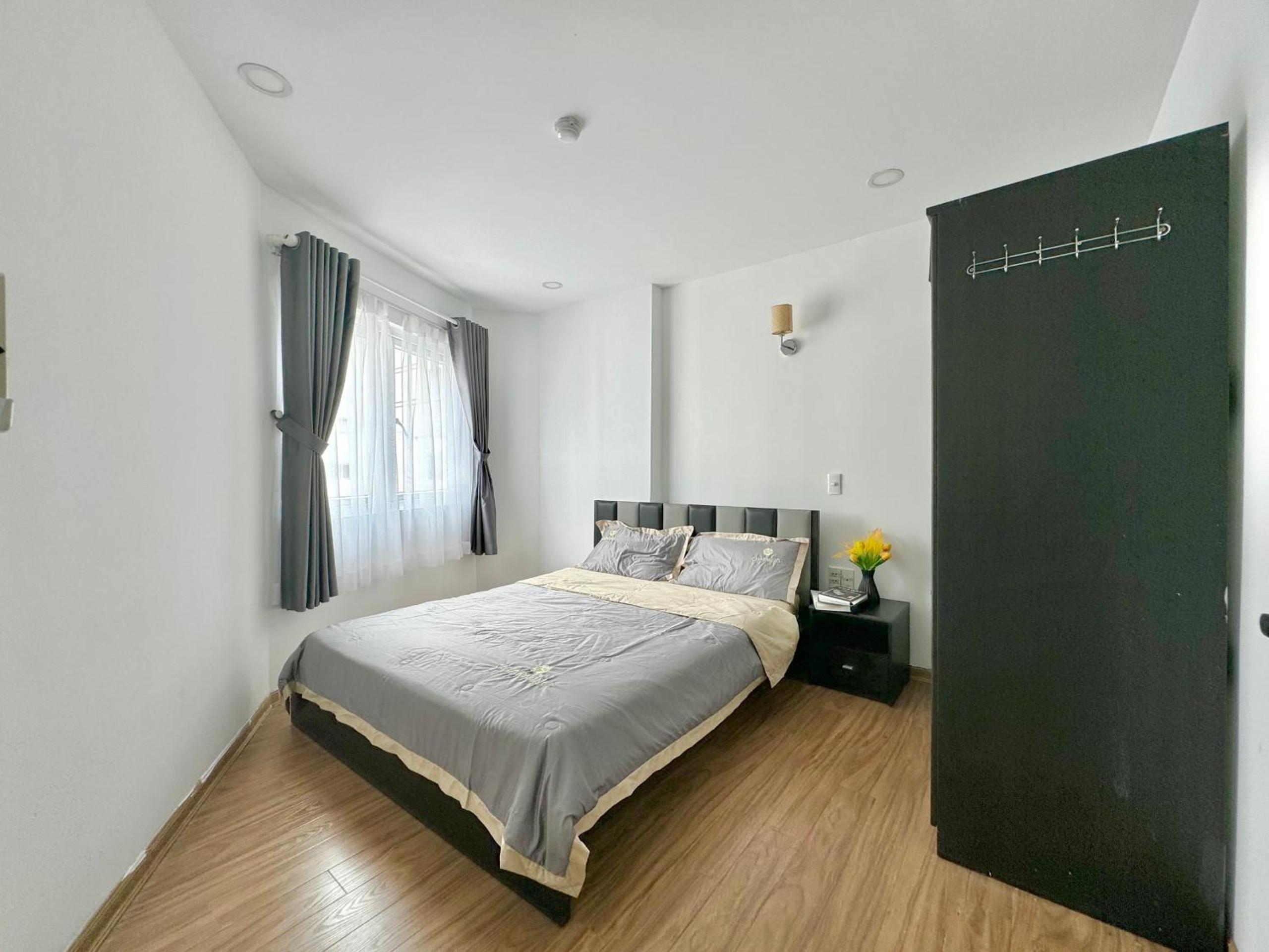 Tan Son Nhat Airport Apartment by SABAY