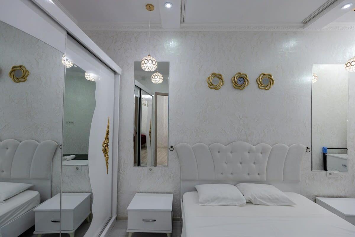 1BR Apt in the center of Batumi view 4