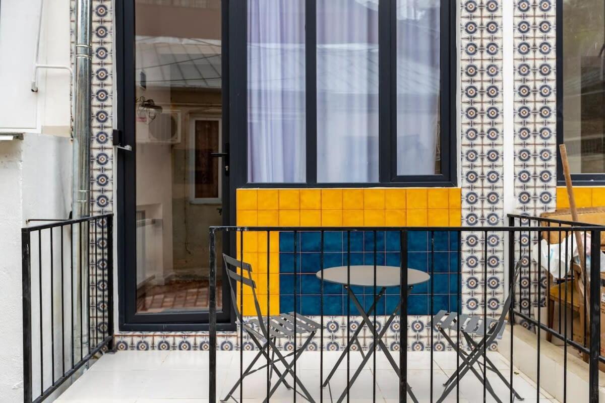 Cozy 1BR Apt In Heart of Old Tbilisi - By Wehost view 3