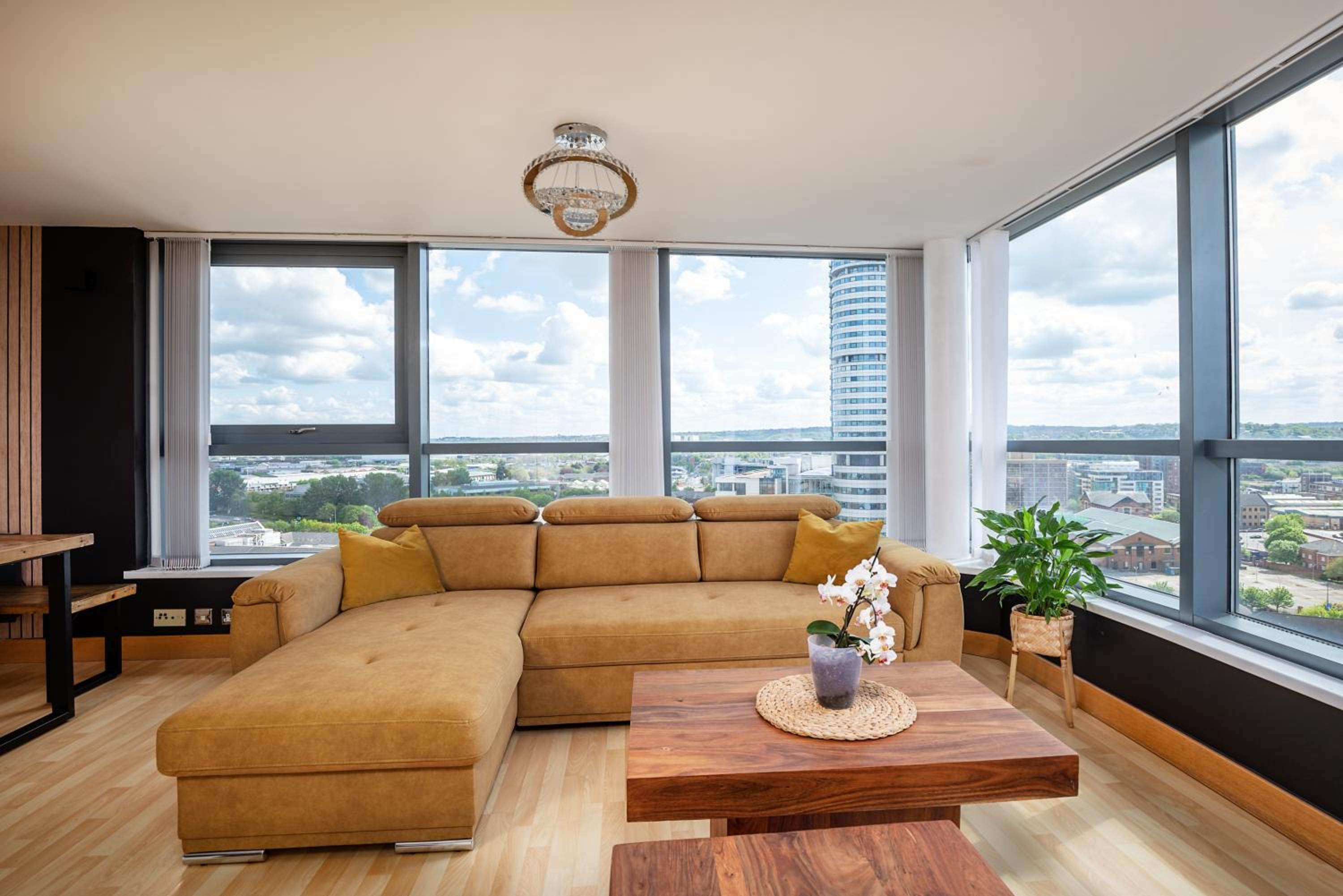 The Horizon Penthouse view 2