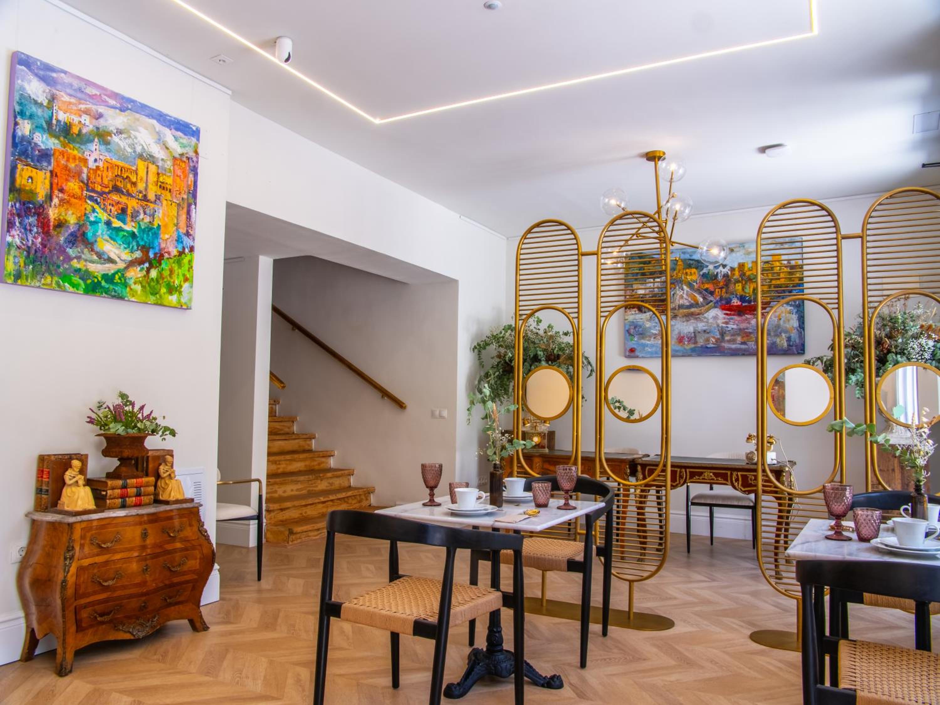 Pries Homes La Casa Azul