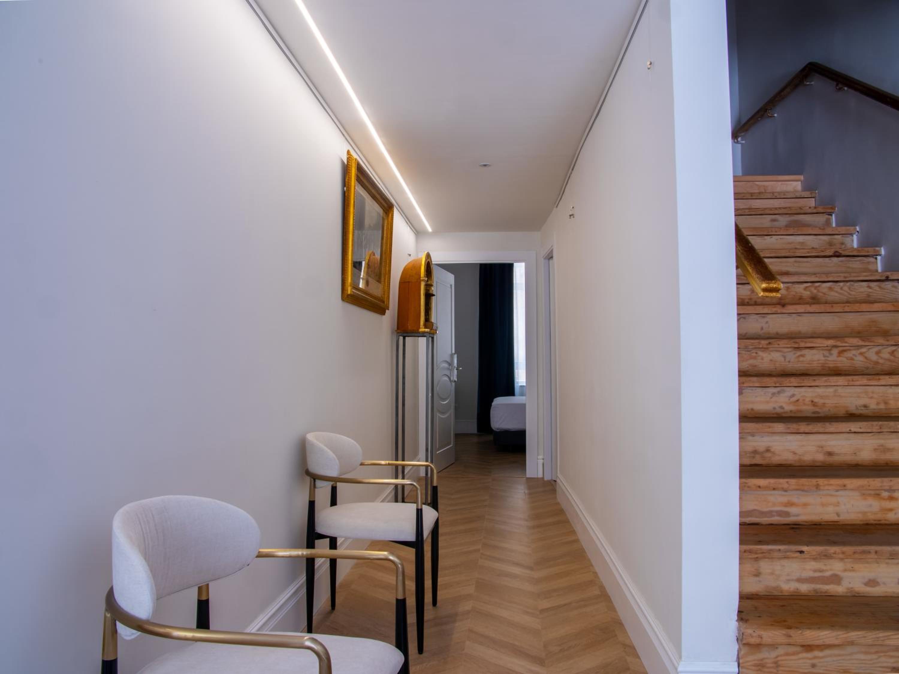 Pries Homes La Casa Azul