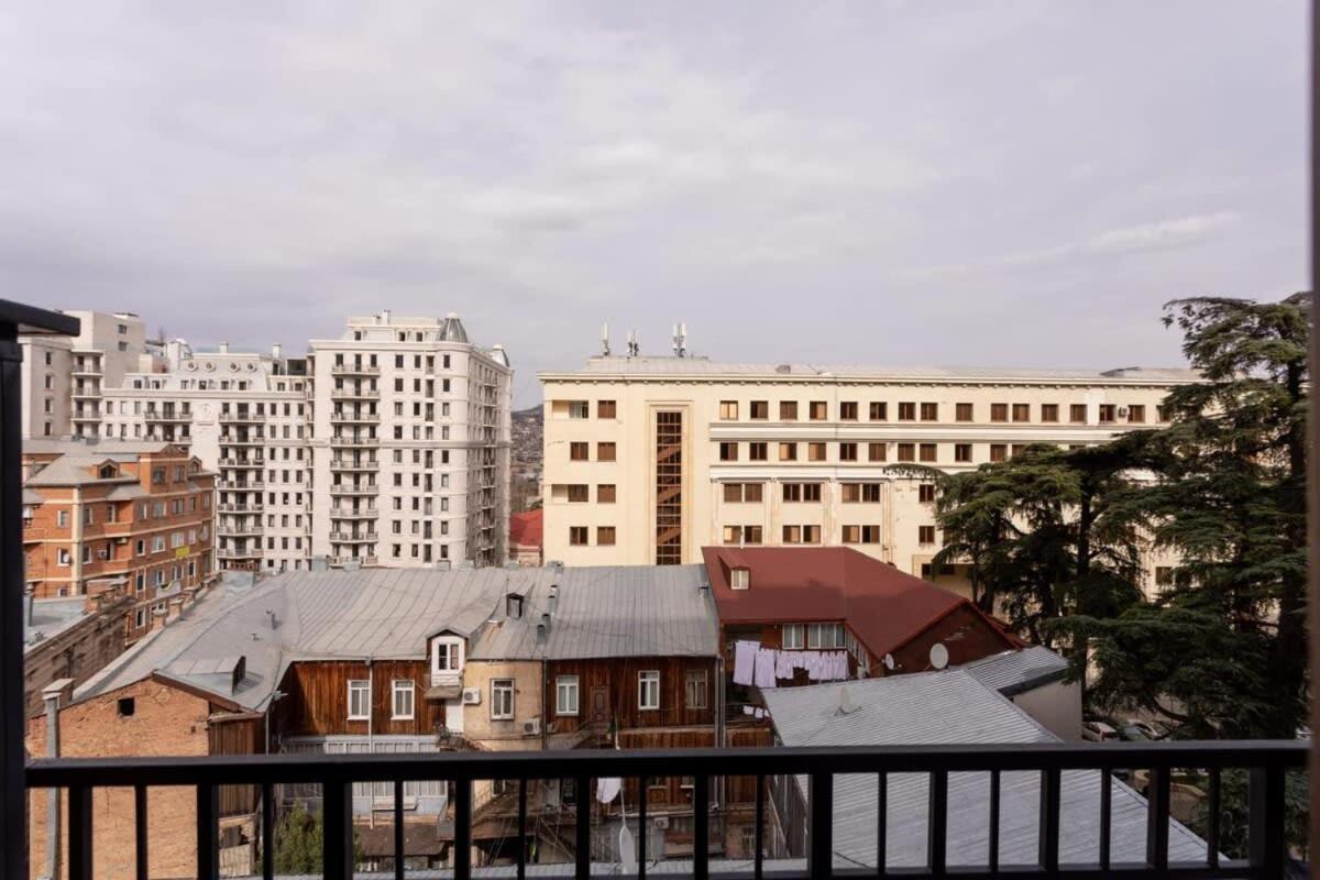 2BR apartment with a small balcony in Sololaki view 3