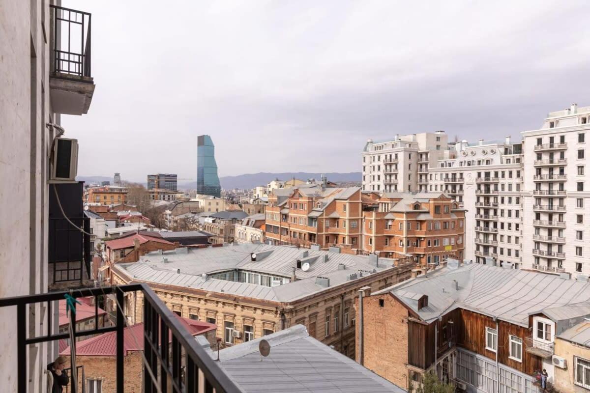 2BR apartment with a small balcony in Sololaki view 4