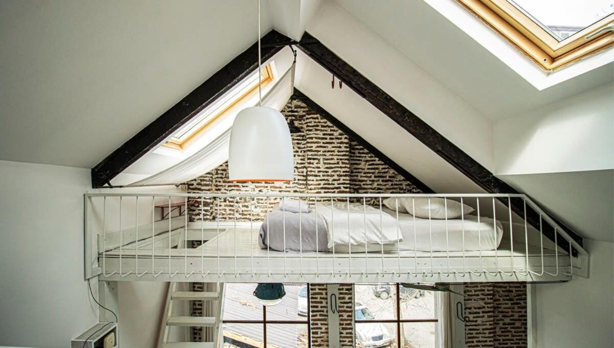 1BR Mezzanine Apt with Patio Charm for 6 - By Wehost view 4
