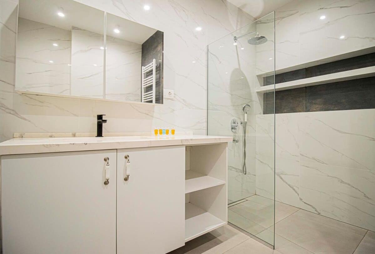 2BR Colorful Apt on Vera Near Stamba - By Wehost view 5