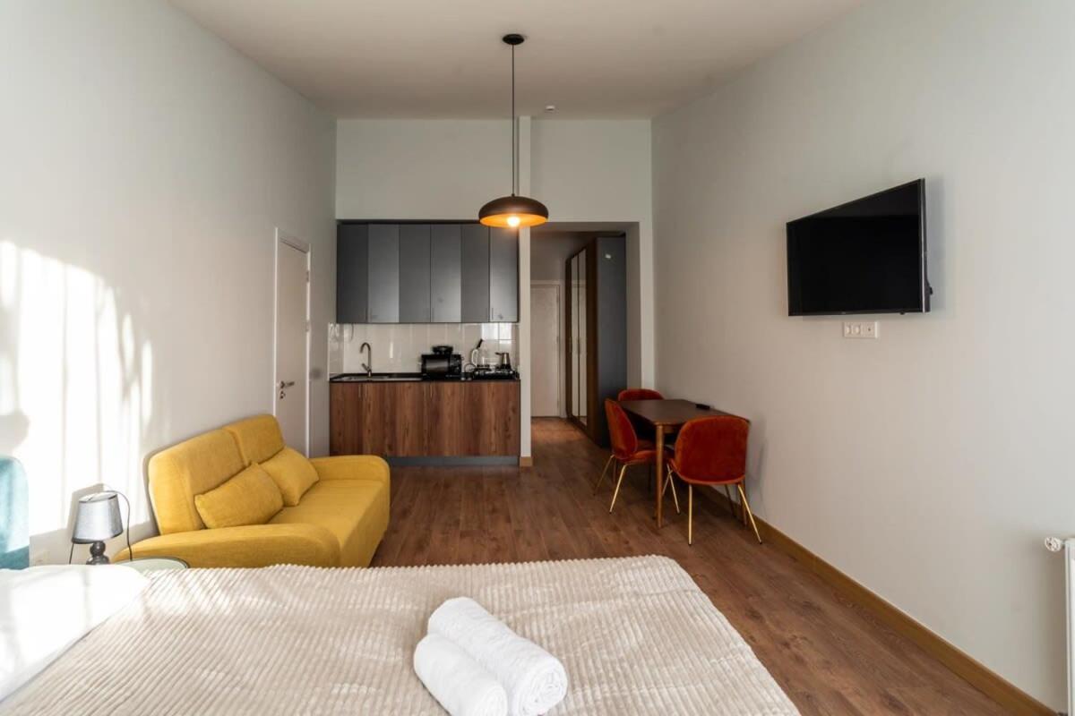Charming Studio Apartment for 4 In New Gudauri view 2