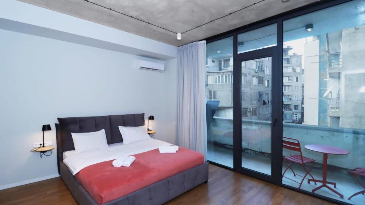 2BR apartment with 2 balconies in heart of the city view 4