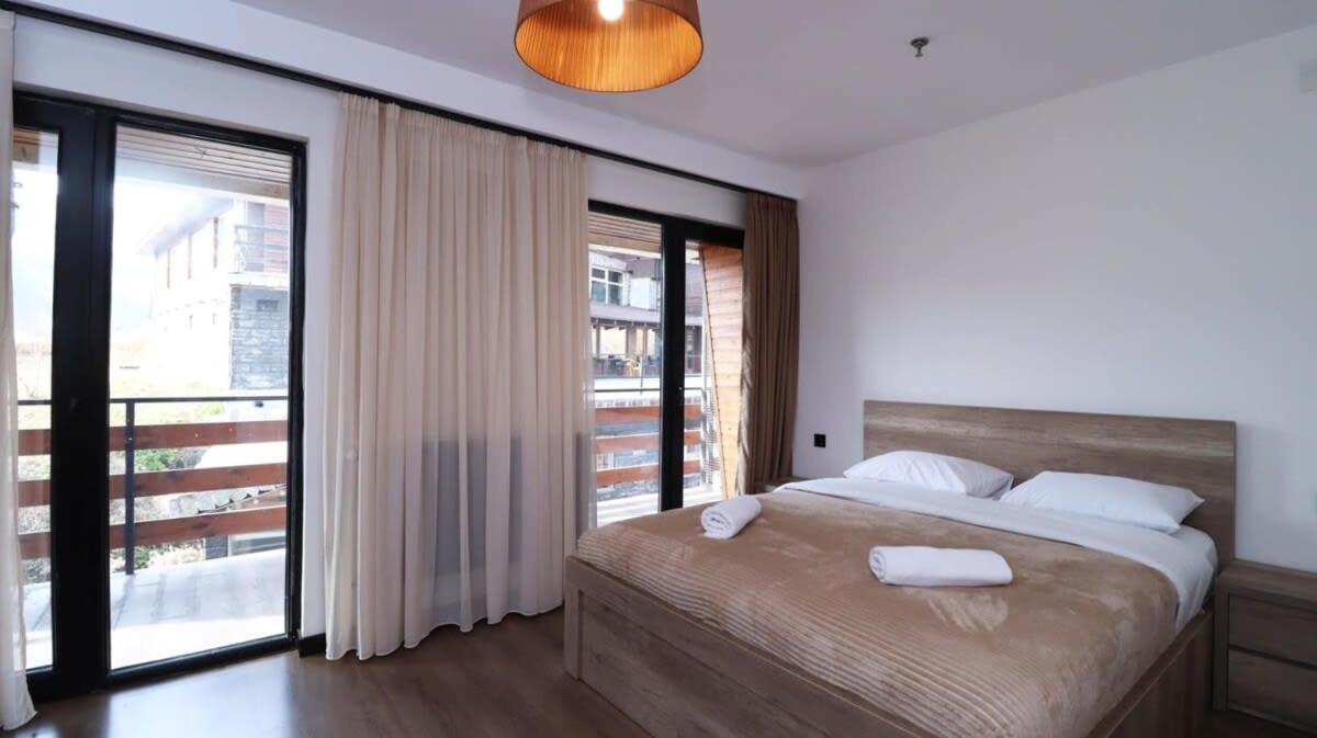 Bright Studio Apartment in Marshall Gudauri view 2