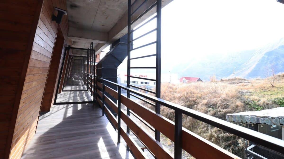 Bright Studio Apartment in Marshall Gudauri view 5