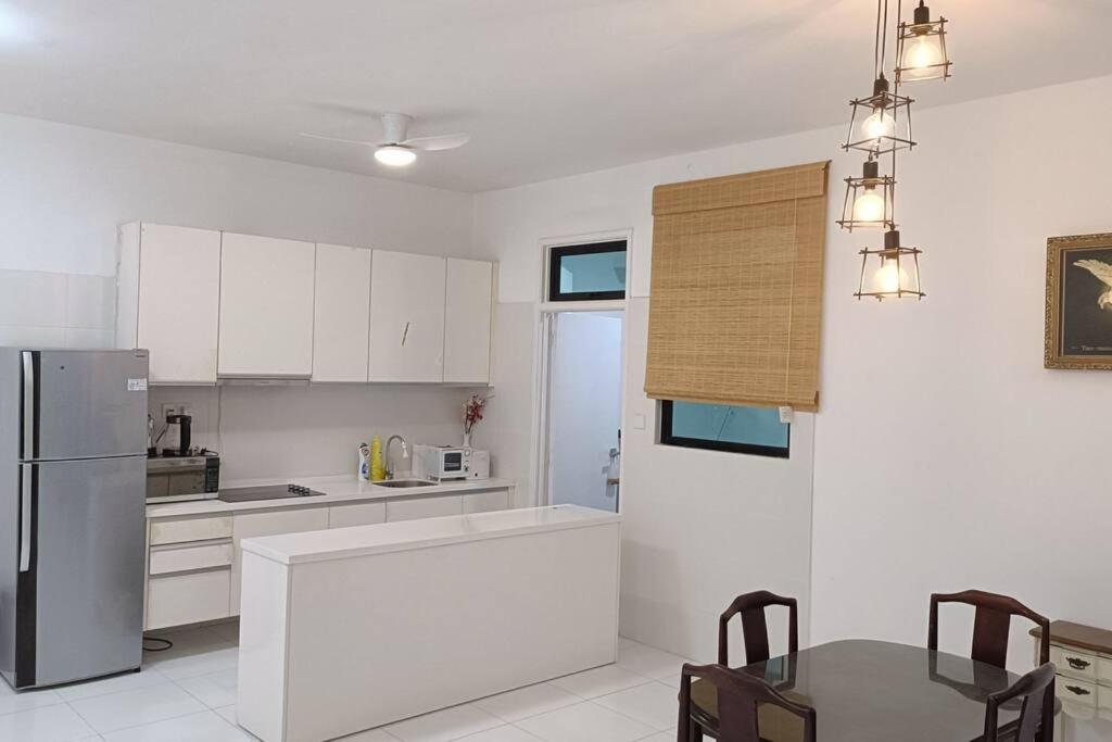 Sky Loft 4 Guests Balcony Nflix Disney B30A