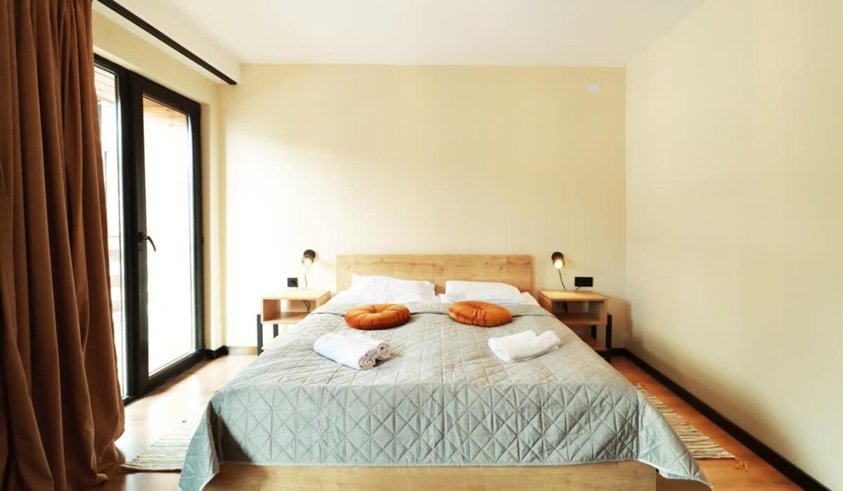 Stylish Apartment in Marshall view 2