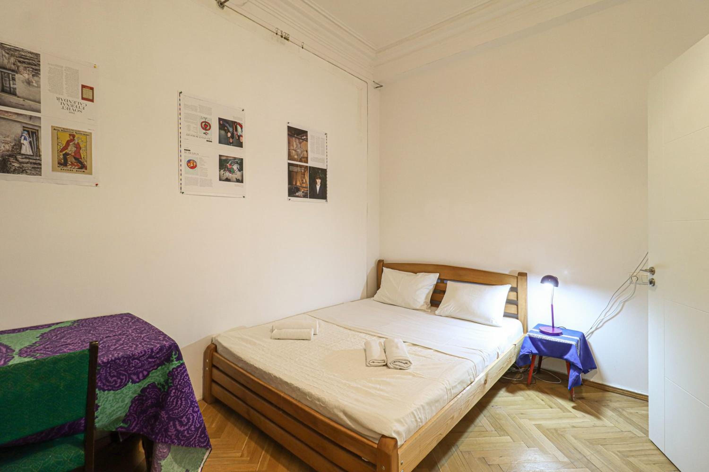 INOLA Sunny flat with balcony in central Tbilisi view 3
