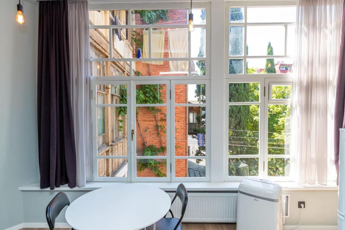 Charming 1BR Apartment w Panoramic view view 2