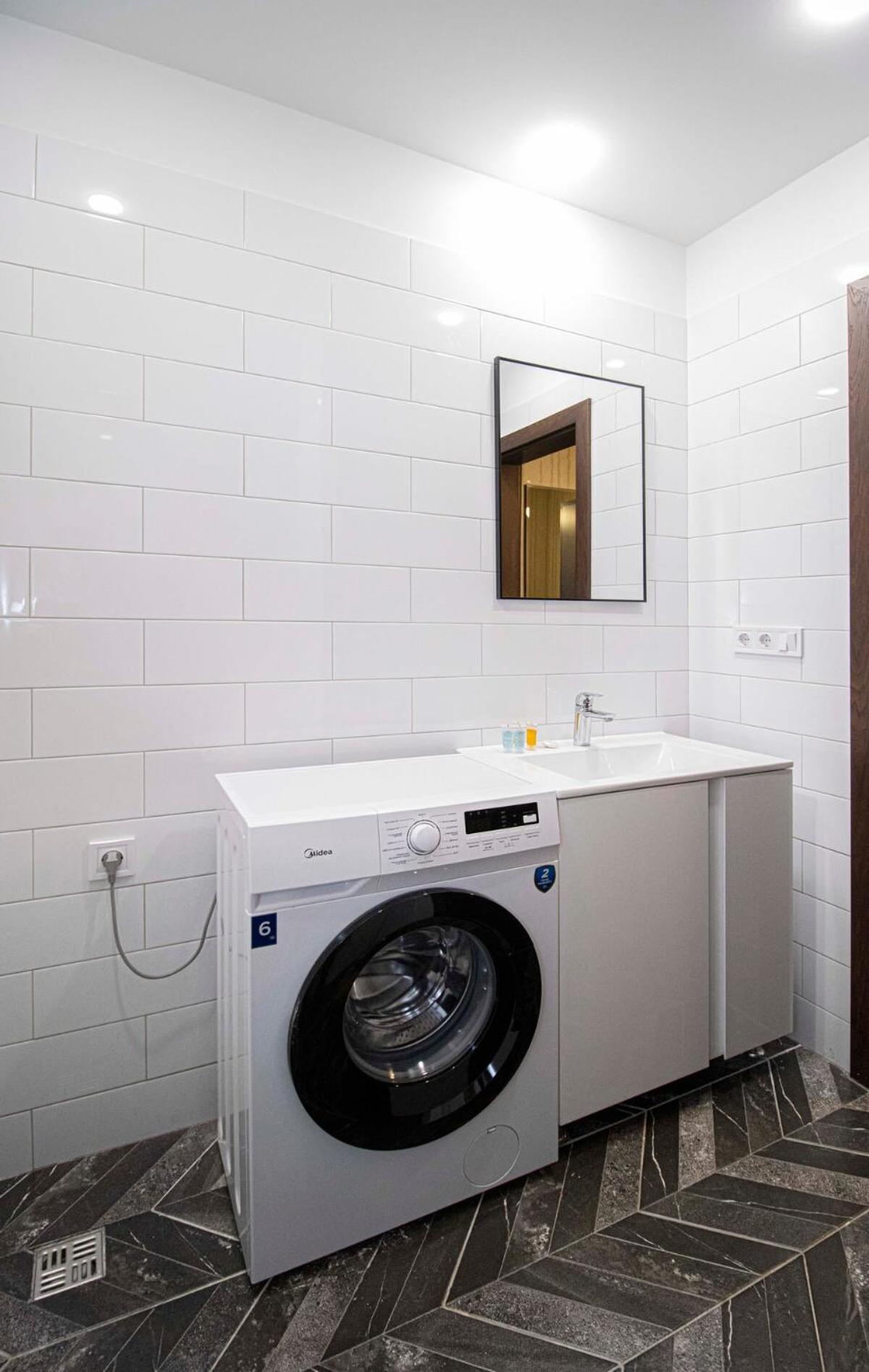 Charming Studio Apt In Tbilisi