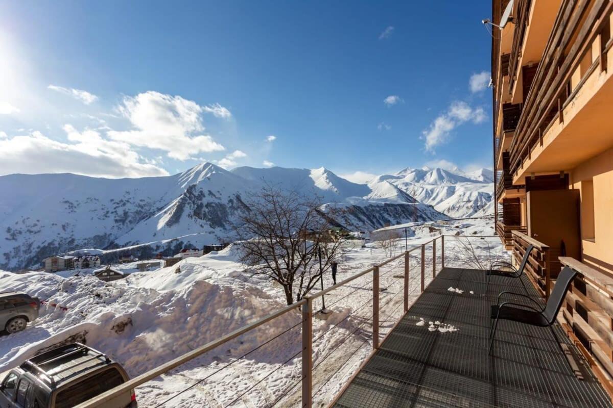 Cozy and Comfortable Apartment in Gudauri — photo 14