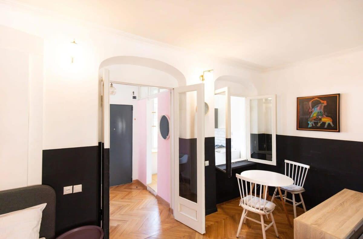 Chic Studio Apt Near Stamba &Rustaveli - By Wehost view 3