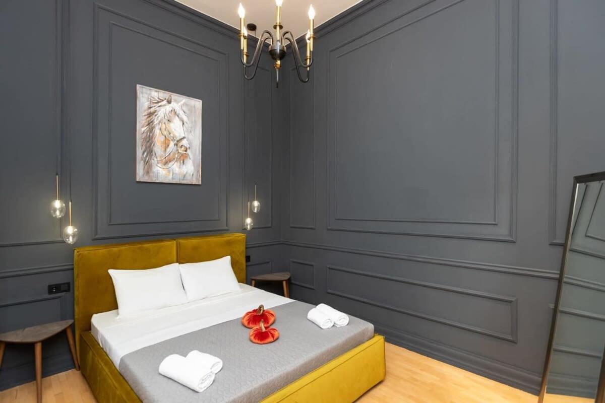 Stylish 3BR House with balcony view 4