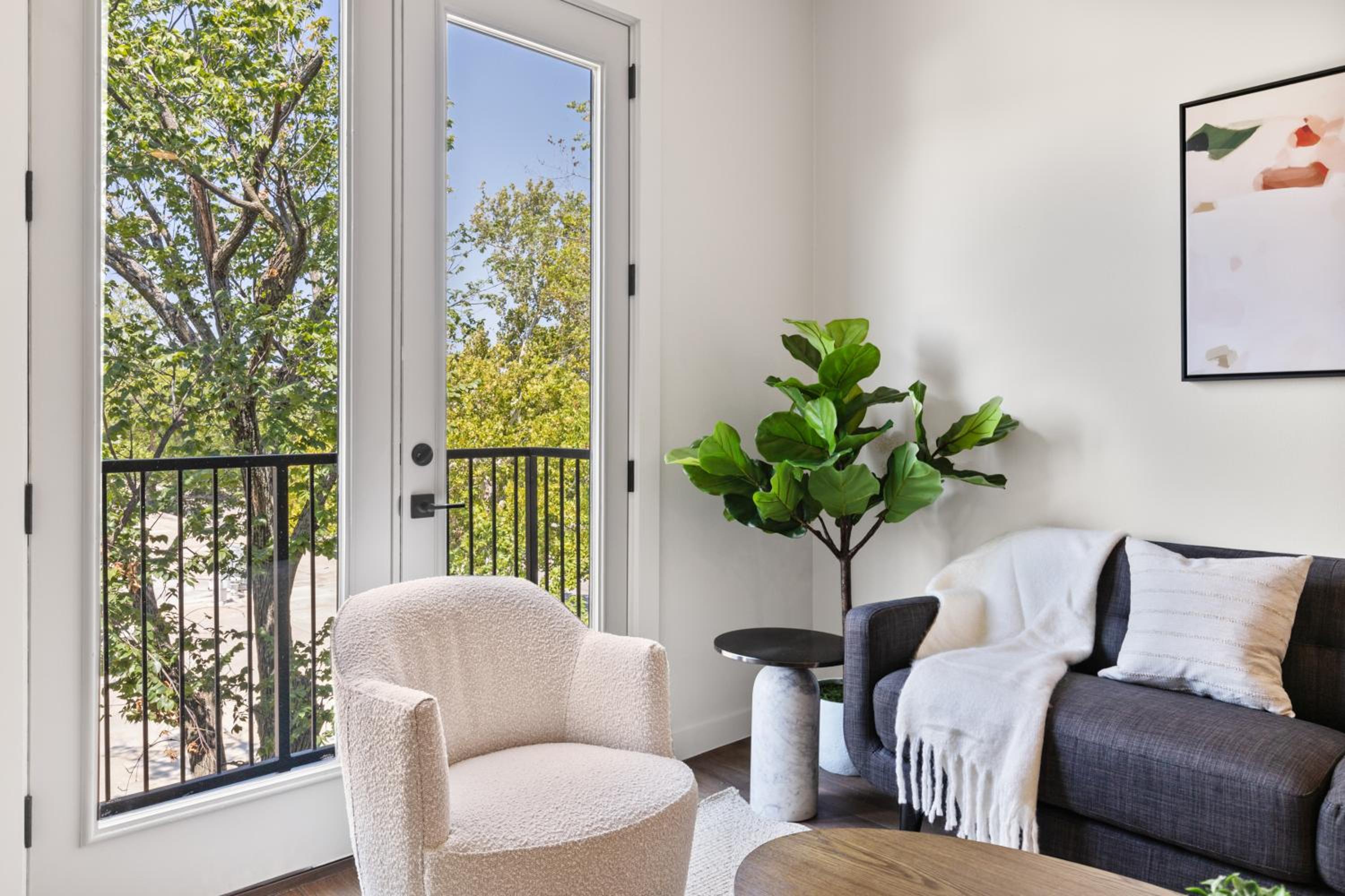 The Corbin 1202 - Magnolia Street Charm view 4