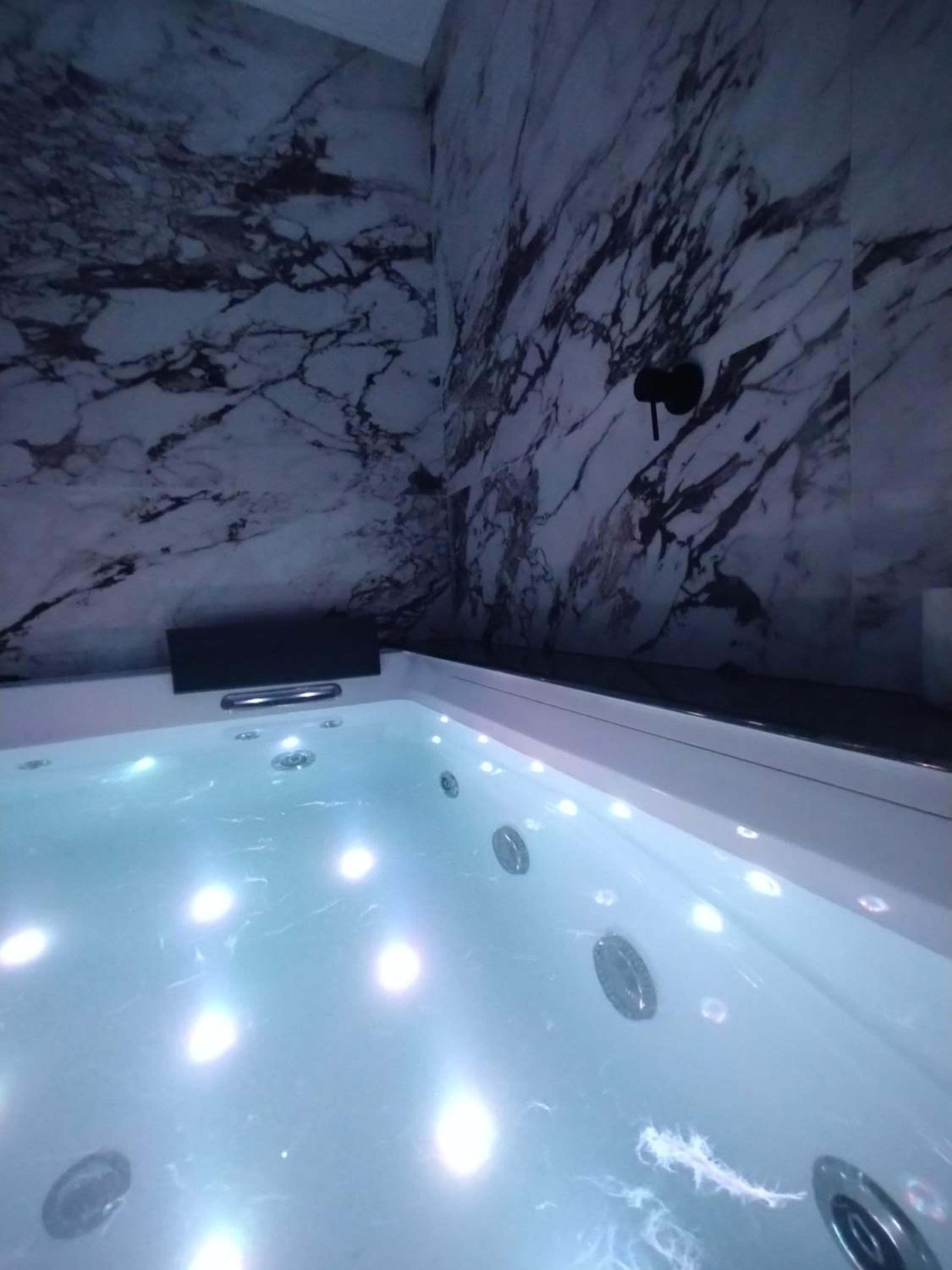 SPARKLING SUITE nel centro di Dolceacqua